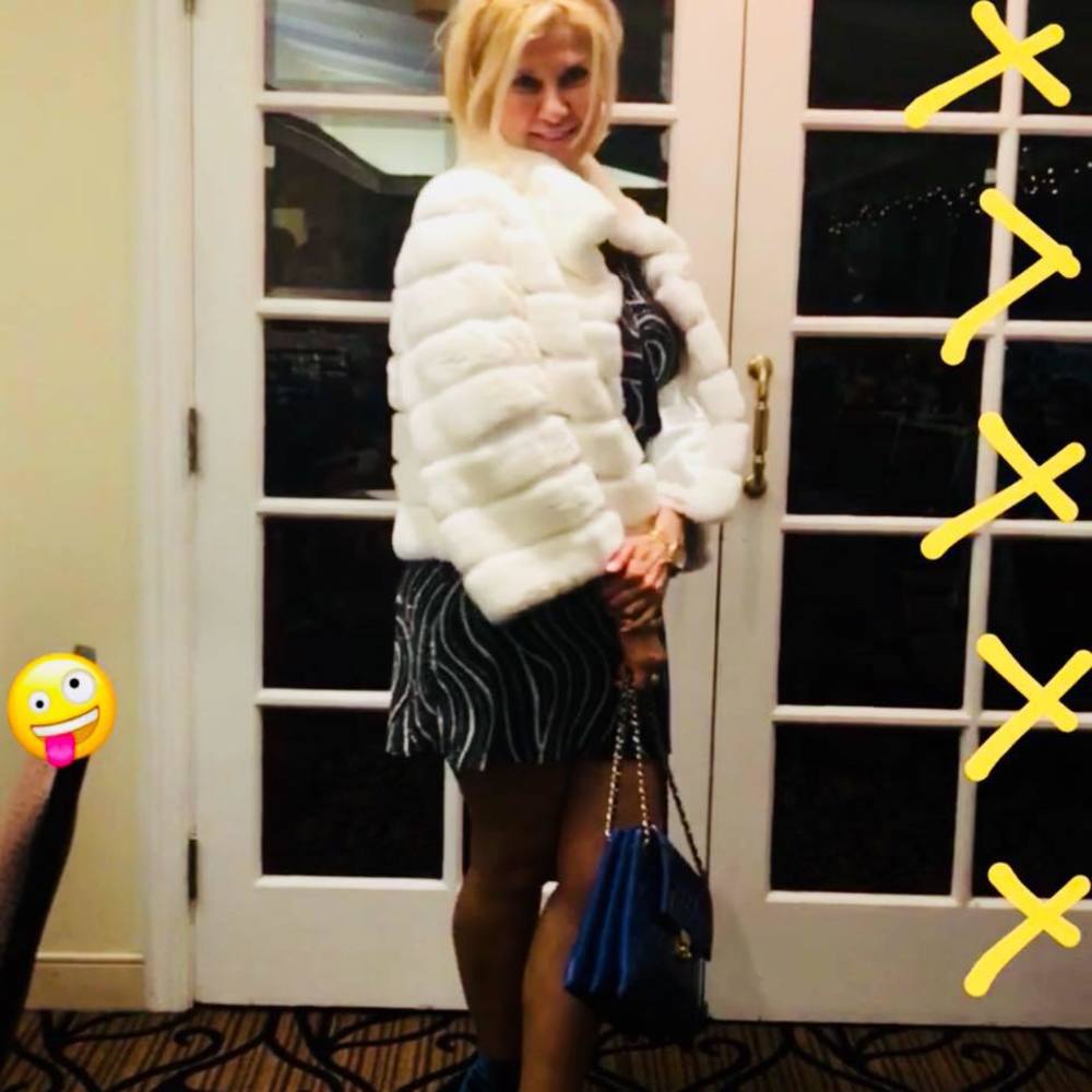 Meet your Posher, Niloufar